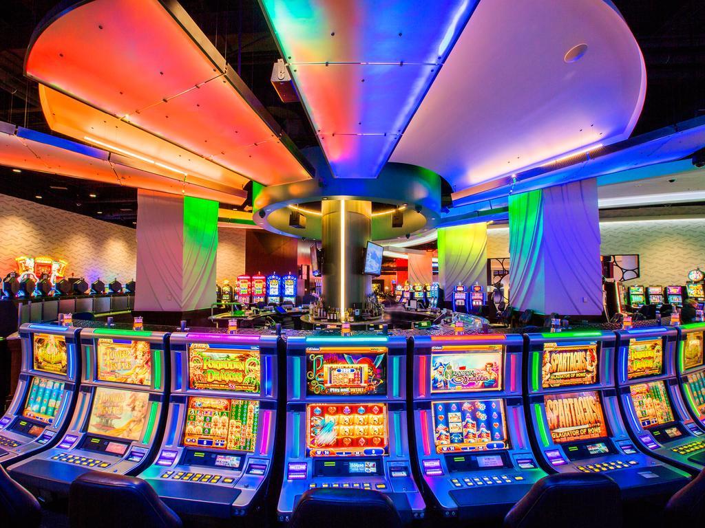 Prairie Meadows Casino Racetrack And Hotel Altoona Exterior photo